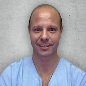 Dr. Nicolás Sarría